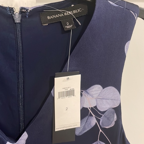 NWT Banana Republic Navy Floral Flowy Dress - Picture 7 of 10